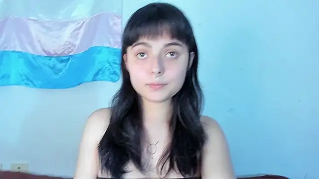 Snapshot of elizabethtaylorxxx chatting on 02.14.26 elizabethtaylorxxx online show from 02.14.26