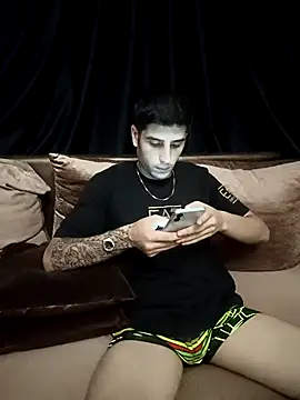 arenn1997 online show from 09.15.25