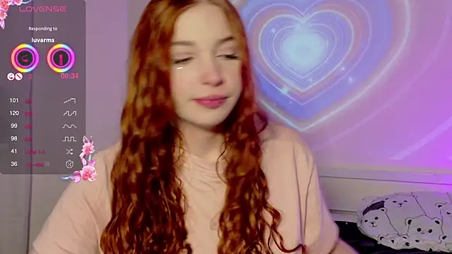 Snapshot of cinnabon_girls chatting on 03.16.25 cinnabon girls online show from 03.16.25