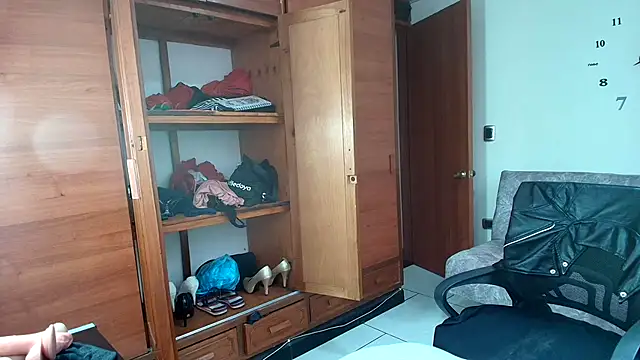 Majo Soussa online show from 09.30.25