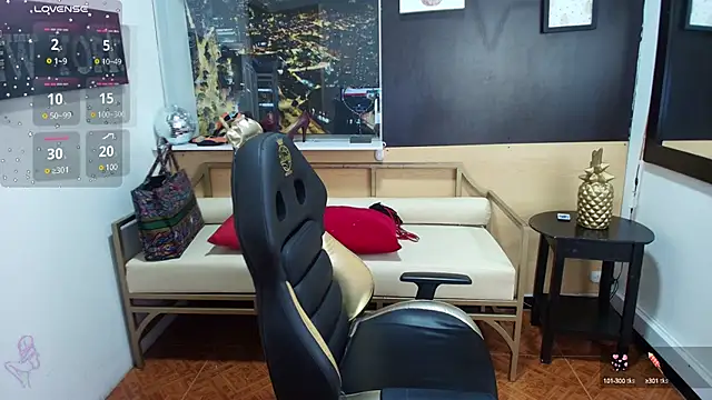 Snapshot of enderlis chatting on 02.17.25 enderlis online show from 02.17.25