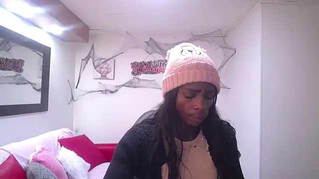 Snapshot of enderlis chatting on 10.14.25 enderlis online show from 10.14.25