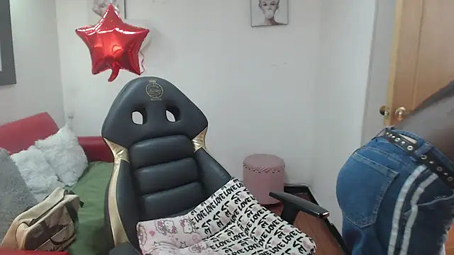 Snapshot of enderlis chatting on 03.02.26 enderlis online show from 03.02.26