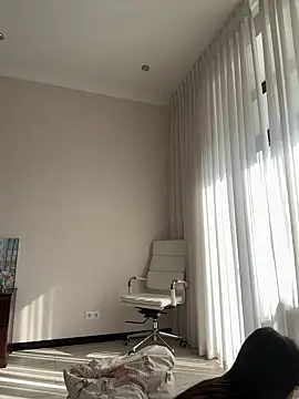 Hott Lolla online show from 03.08.25