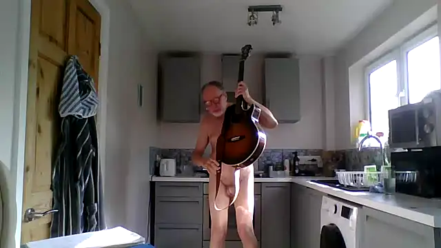 Snapshot of jimmybenido chatting on 05.12.26 jimmybenido online show from 05.12.26