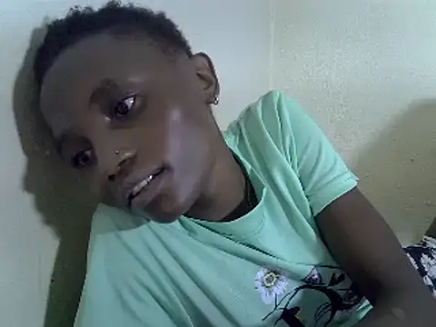 SexyNeedle22 online show from 02.28.25