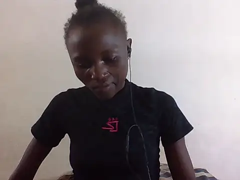 SexyNeedle22 online show from 02.02.26