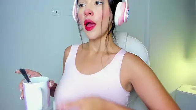 HarleyQueen Robbie online show from 01.04.25