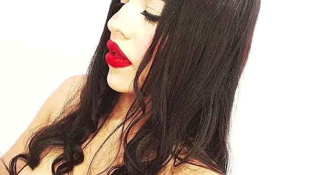 Snapshot of HarleyQueen_Robbie chatting on 11.08.25 HarleyQueen Robbie online show from 11.08.25