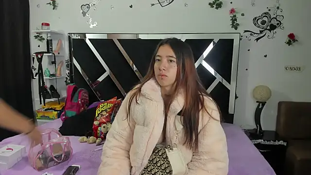 1lovelygirls online show from 01.25.25