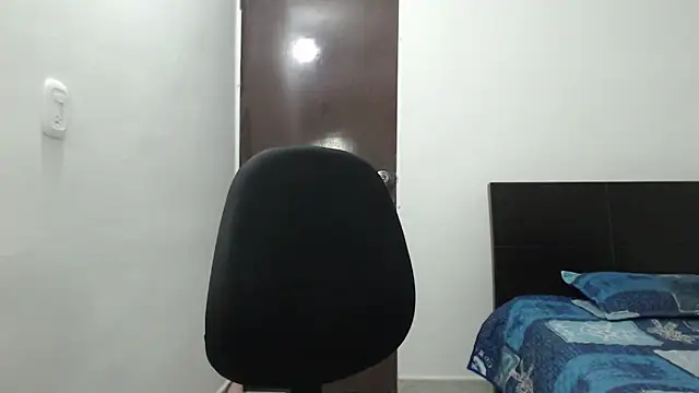 dimitriquiet05 online show from 12.12.24