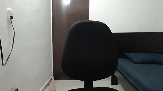 dimitriquiet05 online show from 01.06.25