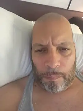 Snapshot of Just2much chatting on 03.12.26 Just2much online show from 03.12.26