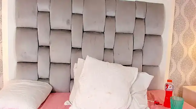 Sara  Williams online show from 02.03.25