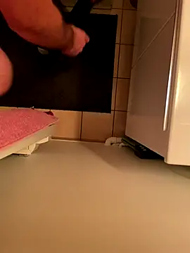 Snapshot of dimitriei chatting on 10.17.25 dimitriei online show from 10.17.25