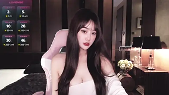 Snapshot of Cartier-__Daji- chatting on 07.28.26 Cartier- Daji- online show from 07.28.26