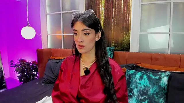ChloeRem online show from 04.28.26