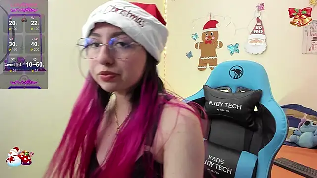 Snapshot of Julieta_cott chatting on 12.28.24 Julieta cott online show from 12.28.24
