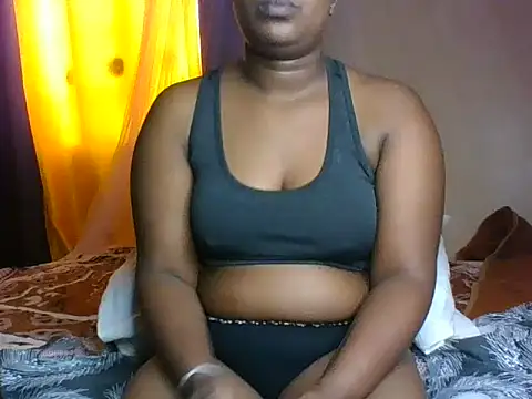 Missshelo online show from 12.22.25