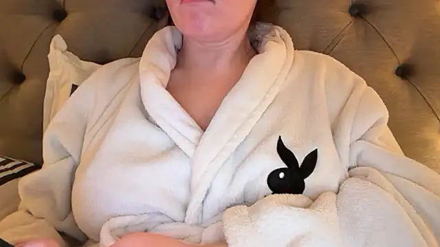 Snapshot of Sandysecret chatting on 03.22.26 Sandysecret online show from 03.22.26