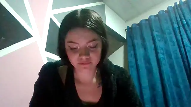 Snapshot of Alice_atm chatting on 01.21.25 Alice atm online show from 01.21.25