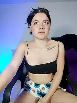 Snapshot of Alice_atm chatting on 01.25.25 Alice atm online show from 01.25.25