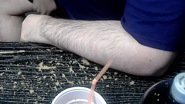 Snapshot of Dominant_BEAR chatting on 02.12.26 Dominant BEAR online show from 02.12.26