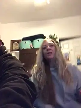 Snapshot of valleyoneofakind chatting on 03.15.25 valleyoneofakind online show from 03.15.25