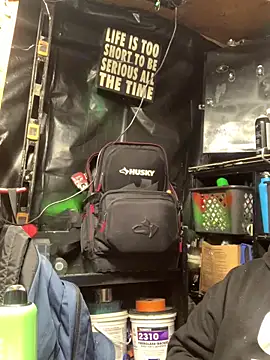 Snapshot of valleyoneofakind chatting on 02.16.26 valleyoneofakind online show from 02.16.26