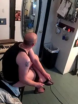 Snapshot of ditchwater chatting on 02.14.25 ditchwater online show from 02.14.25