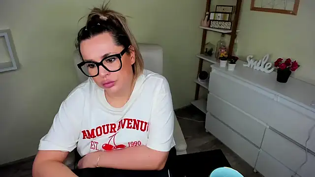 teaseDiana online show from 02.20.25