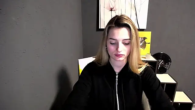 lady olivia  online show from 02.28.26