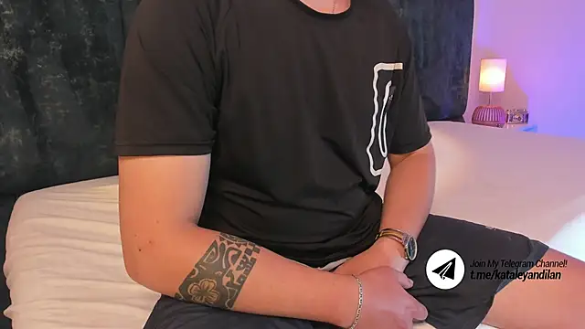 Snapshot of kataleyandliam chatting on 02.20.25 kataleyandliam online show from 02.20.25