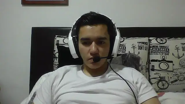 Estebitan vm online show from 02.21.26