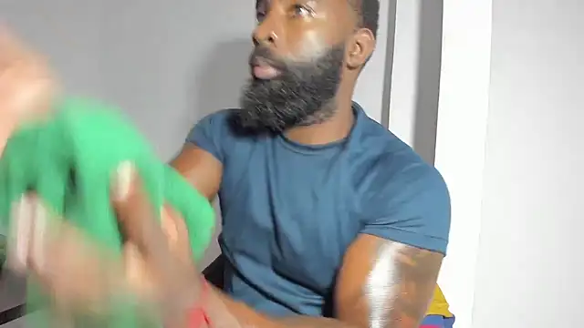 Snapshot of Freedom_24 chatting on 11.18.25 Freedom 24 online show from 11.18.25