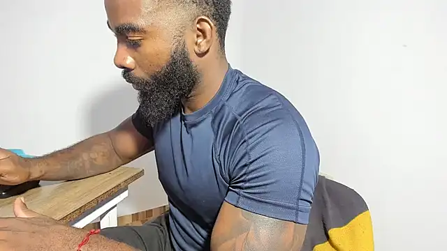 Snapshot of Freedom_24 chatting on 12.01.25 Freedom 24 online show from 12.01.25