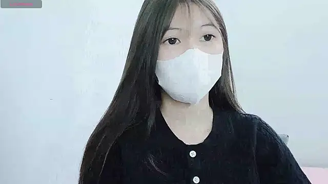 Snapshot of tanhxiu chatting on 12.15.24 tanhxiu online show from 12.15.24