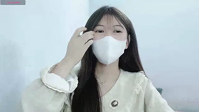 Snapshot of tanhxiu chatting on 12.23.24 tanhxiu online show from 12.23.24