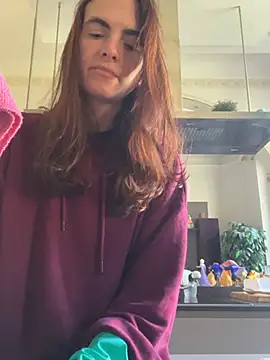 Debby 89 online show from 04.28.26