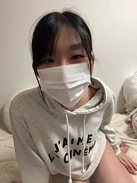 Snapshot of -Rinka- chatting on 02.27.25 -Rinka- online show from 02.27.25