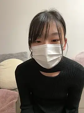 Snapshot of -Rinka- chatting on 11.22.25 -Rinka- online show from 11.22.25