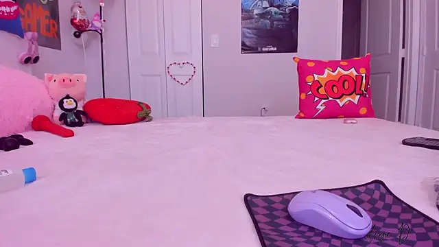 Snapshot of AngieDaniels1 chatting on 02.12.25 AngieDaniels1 online show from 02.12.25