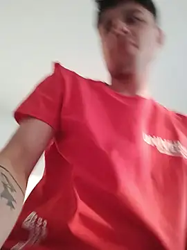 Snapshot of Ander13929 chatting on 02.13.25 Ander13929 online show from 02.13.25