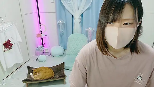 Snapshot of MEI--55 chatting on 09.12.25 MEI--55 online show from 09.12.25