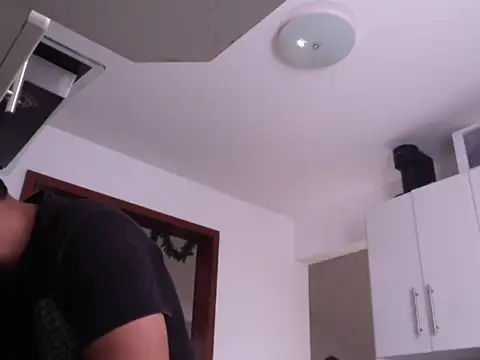 Snapshot of Zordomud0 chatting on 12.18.25 Zordomud0 online show from 12.18.25