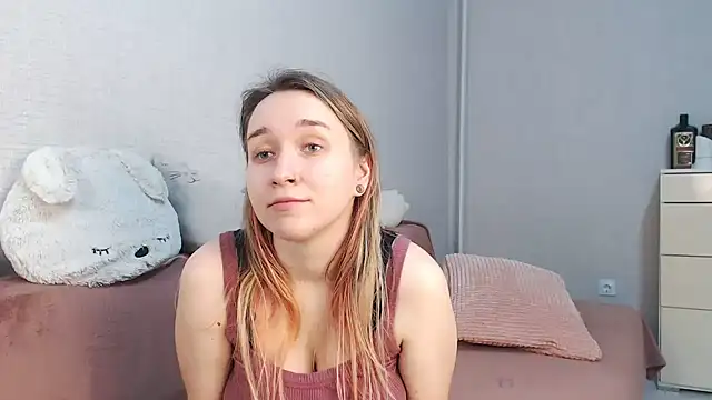 Snapshot of lovely_hayley chatting on 02.07.26 lovely hayley online show from 02.07.26