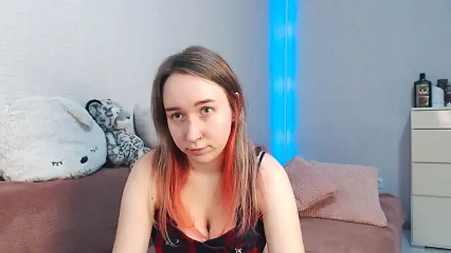 Snapshot of lovely_hayley chatting on 03.05.26 lovely hayley online show from 03.05.26