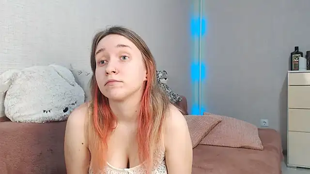 Snapshot of lovely_hayley chatting on 03.14.26 lovely hayley online show from 03.14.26