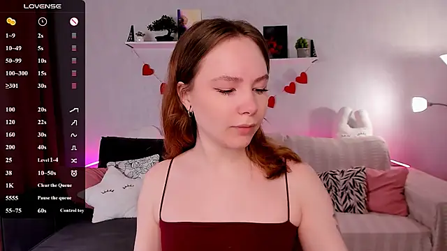 LanaBlu  online show from 12.03.25