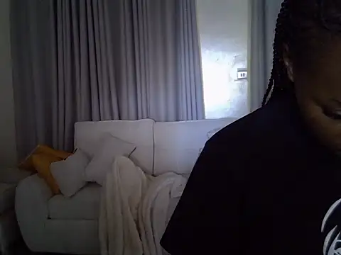 Queen loveer online show from 03.16.26